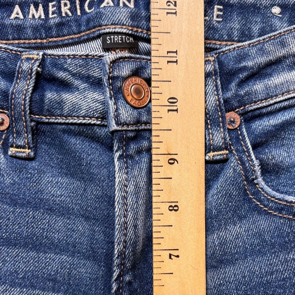 American‎ Eagle 90s/Y2K Distressed Rigid Denim High-Rise Straight Jeans 4 Light